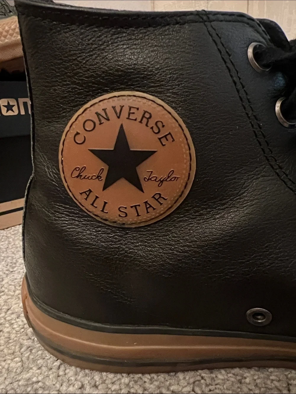 Unisex Converse Chuck Taylor All Star HighTops sz men’s 9/womens 11 🖤🤎 - Picture 4 of 12